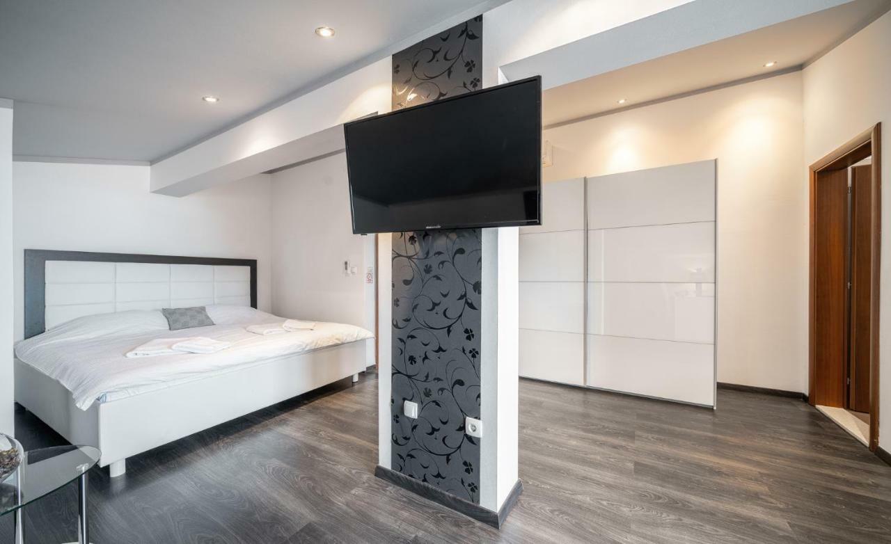 The Suites - Small Luxury Living Vodice Exterior foto